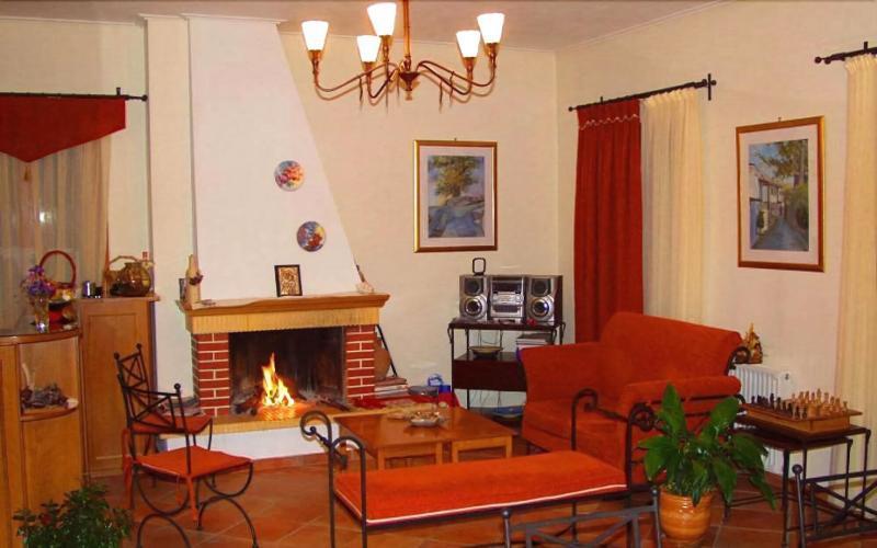 Xenonas Chrisso Hotel Delphi Bagian luar foto